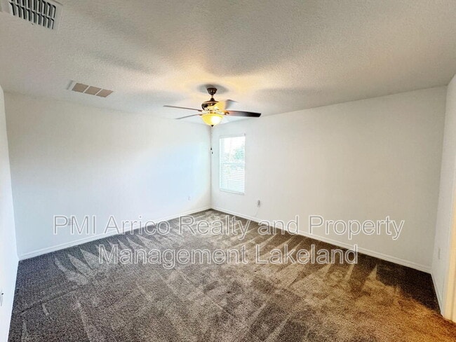 Building Photo - 645 Bell Prairie Cir