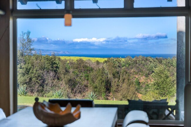 Building Photo - 160 Piialii Pl