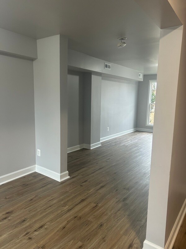 Building Photo - 784X St Gregory Dr