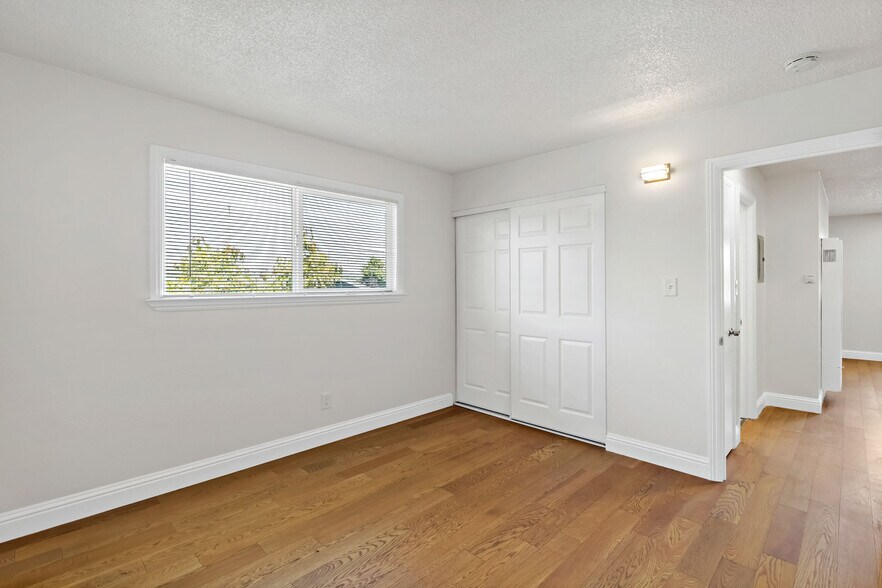 Building Photo - 1141 15th St