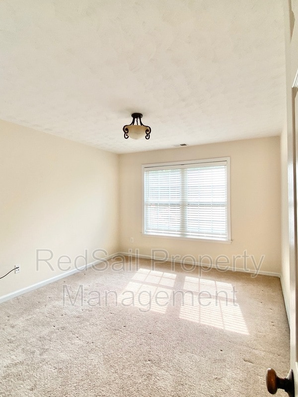 Building Photo - 13016 Lighthouse Ln