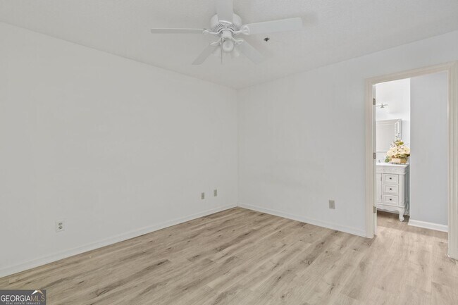 Building Photo - 4039 Fawn Run