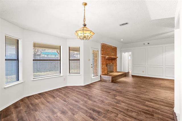 Building Photo - 4845 Barberry Dr