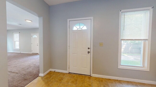 Building Photo - Madison/W.95th neighborhood : 3 bedroom/1 bath single family house available NOW.