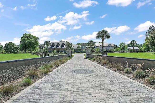 Primary Photo - 13342 W Lake Yale Rd