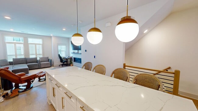 Building Photo - 1025 Wesley Terrace Ave - Elevated townhome living in the heart of Wesley Heights / FreeMoreWest