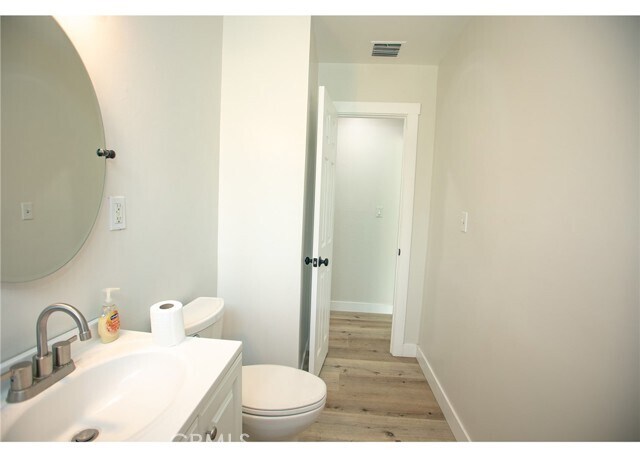 Building Photo - 496 W 48th St