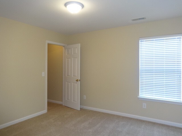 Building Photo - 5003 Peach Orchard Dr