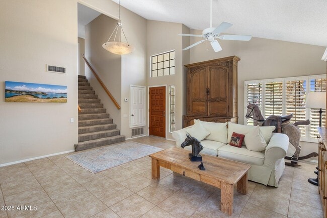 Building Photo - 9012 E Sutton Dr