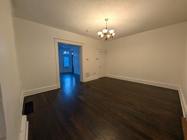 Building Photo - 3009 Osage St