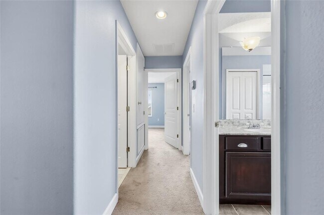 Building Photo - 159 Hopewell Dr