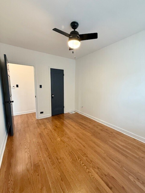 Building Photo - 3757 W Le Moyne St