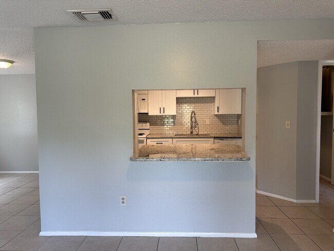 Building Photo - Cedarwood Condominiums