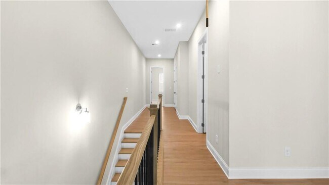 Building Photo - 726 Stickley Oak Way