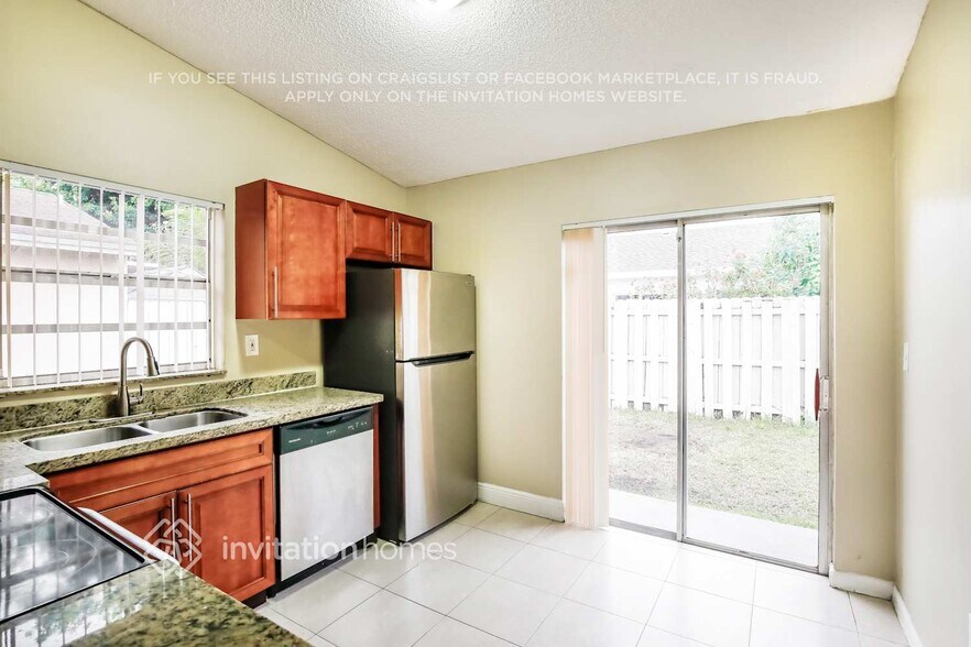 Building Photo - 19922 NW 67th Pl