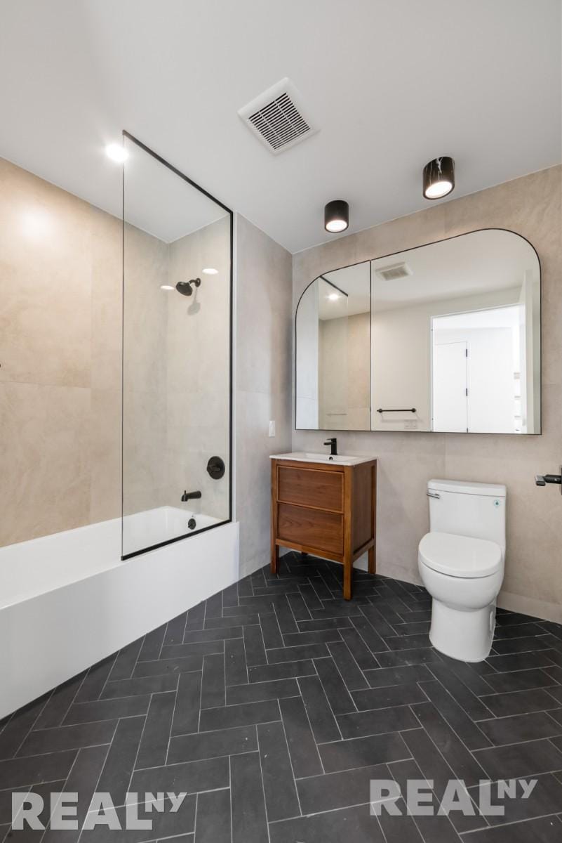 Building Photo - 953 Dean St