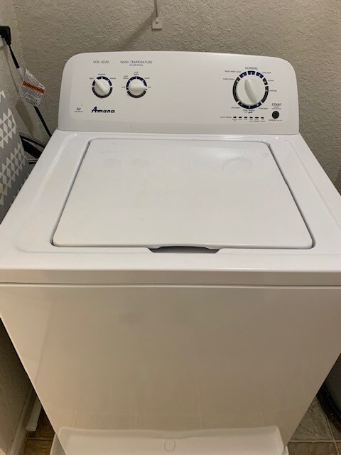 Building Photo - 7511 Seurat St