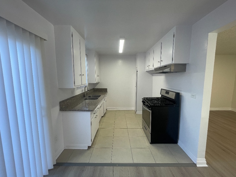 Building Photo - 19401 Haynes St