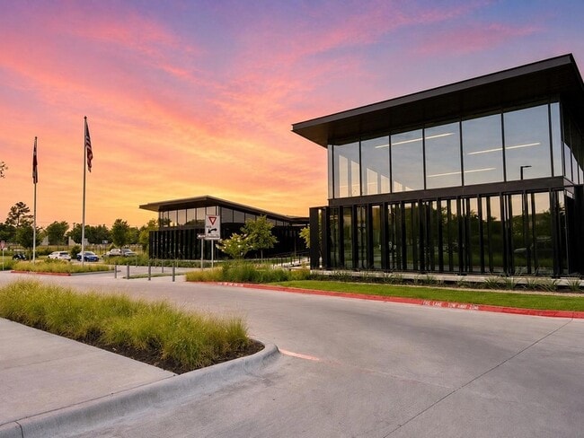 Building Photo - 7601 Frida Bend