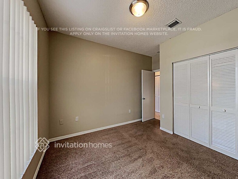 Building Photo - 10660 SW 21st St