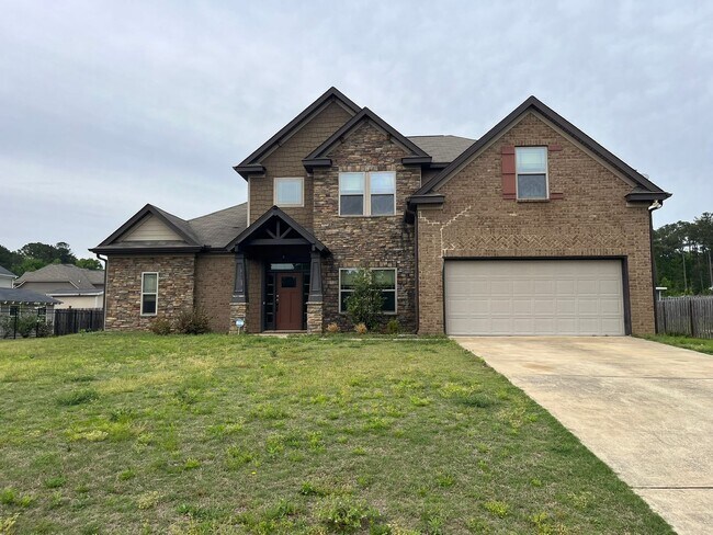 Building Photo - Located in Wrenwood Subdivision!!