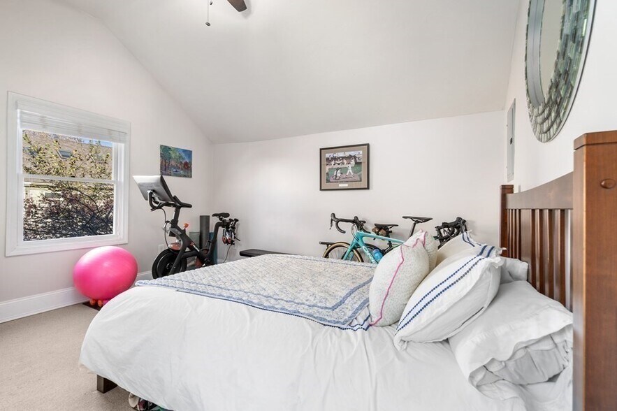 Building Photo - 6 Trenton St