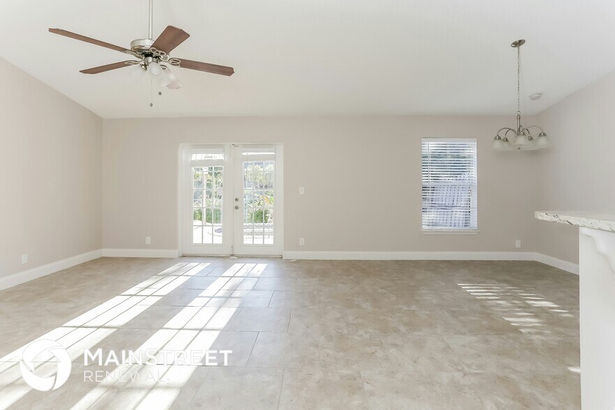 Building Photo - 1332 Waterway Cove Dr