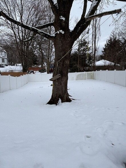 Building Photo - 15 Buckingham St