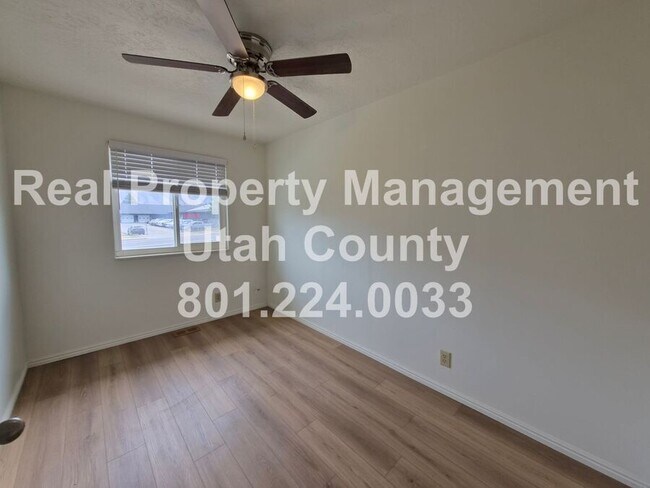 Building Photo - 747 Hanover Dr