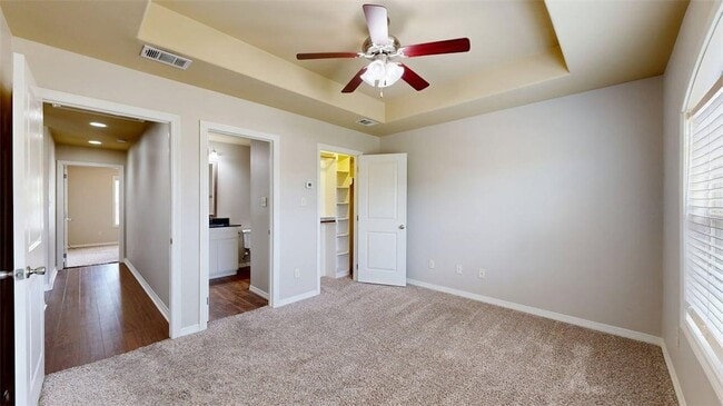 Building Photo - 108 Richards St