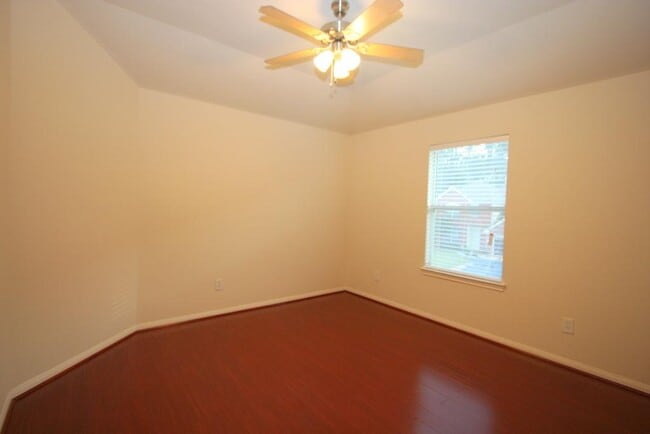 Building Photo - 3119 Myrtle Ranch Dr