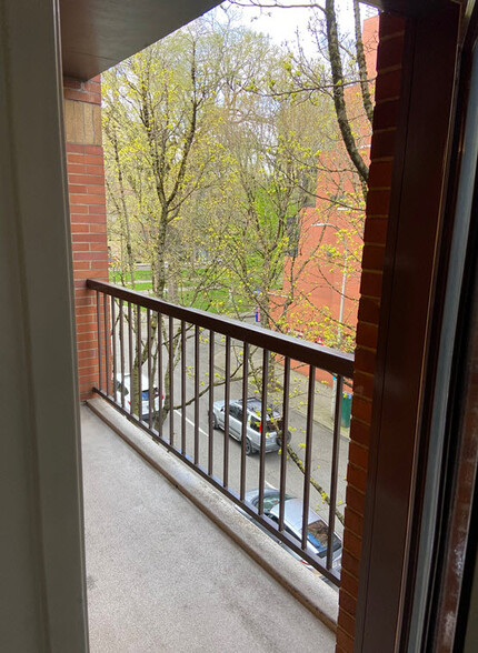 Balcony - 1500 SW Park Ave