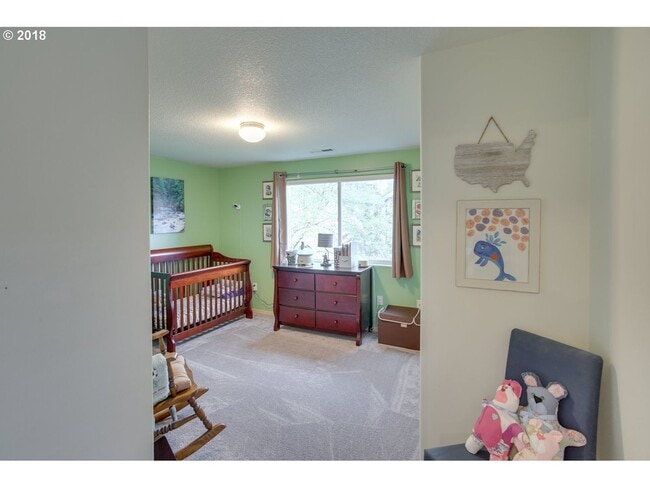 Building Photo - Charming North Portland 3 Bed 2.5 Bath Ken...
