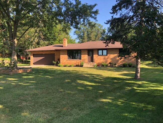 Primary Photo - 2800 W Wallings Rd