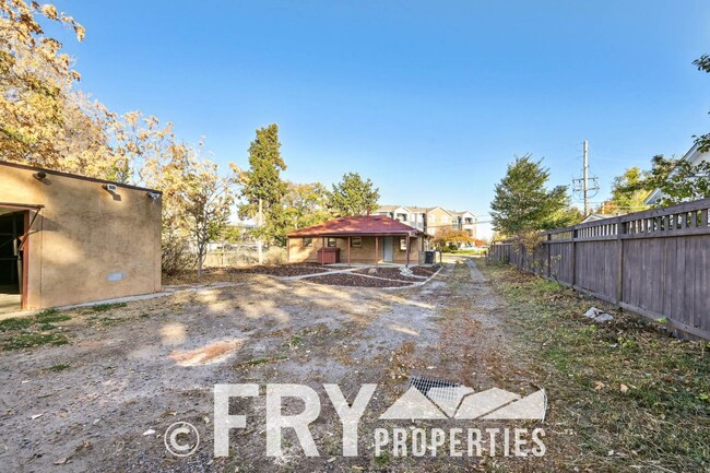 Building Photo - Sunny 3bed/1bath Arvada Home