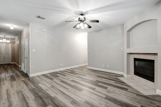 Building Photo - Serenity on the Greenbelt in Stonebridge Ranch