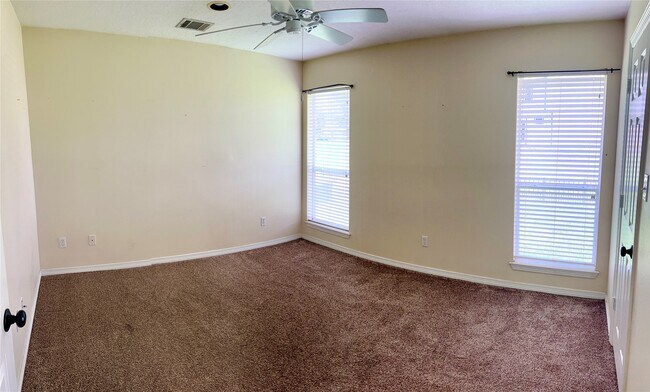 Building Photo - 13032 Centaurus Ct