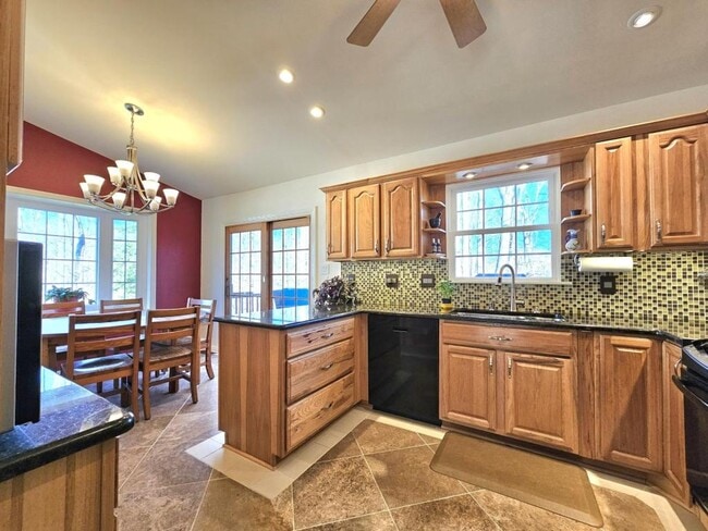 Building Photo - 11930 Cotton Mill Dr