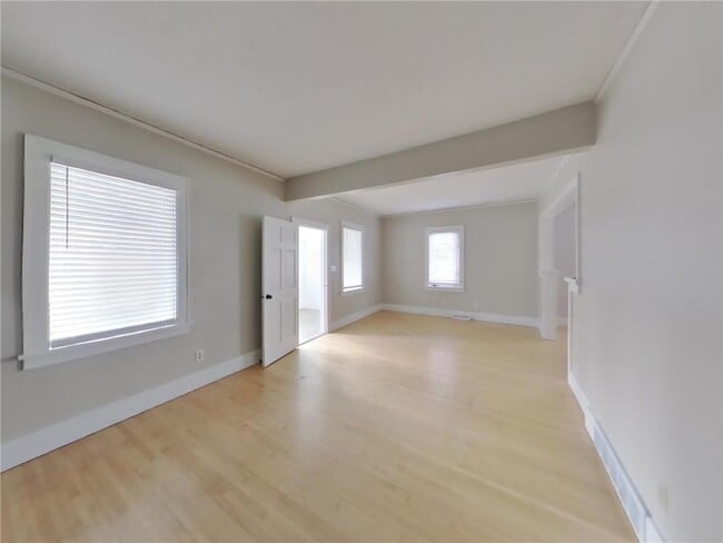 Building Photo - 416 S Olive St