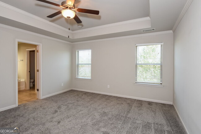 Building Photo - 123 Fern Walk