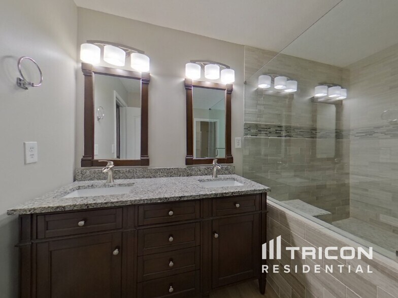 Building Photo - 249 Indian Lake Trail