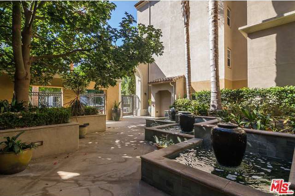 Building Photo - 12975 Agustin Pl