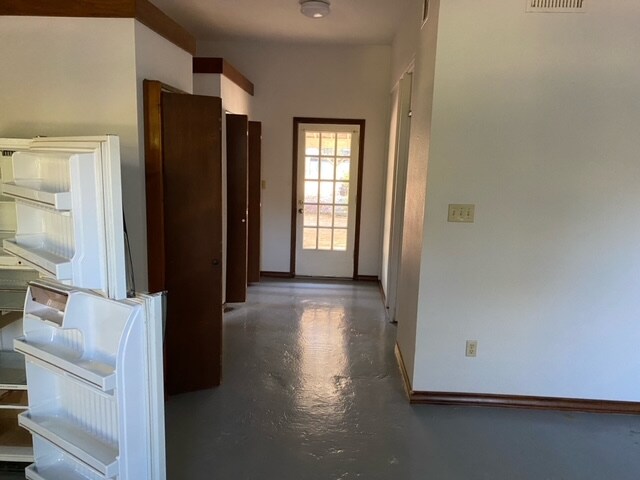 Building Photo - 2007 Whitebead Trail