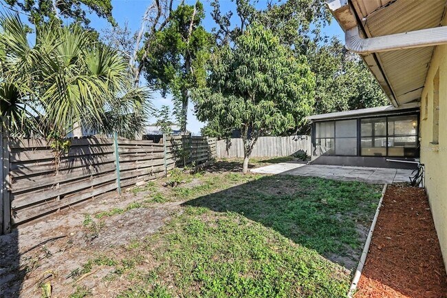 Building Photo - 2874 Indianwood Dr