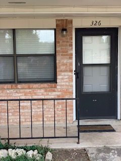 Building Photo - 326 Briarwood Dr