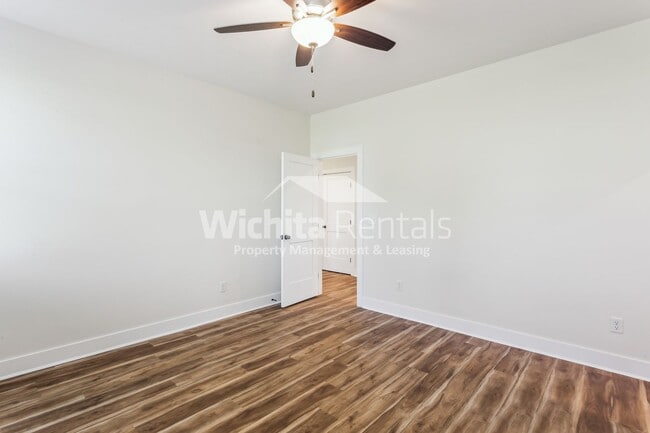 Building Photo - Brand new build - 3 bedroom 2 bath home in...
