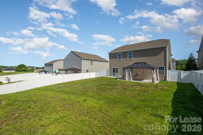 Building Photo - 2407 Sugar Ct SW