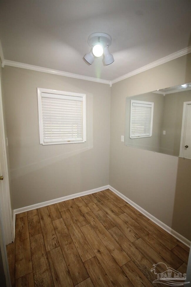 Building Photo - 5200 Springdale Dr