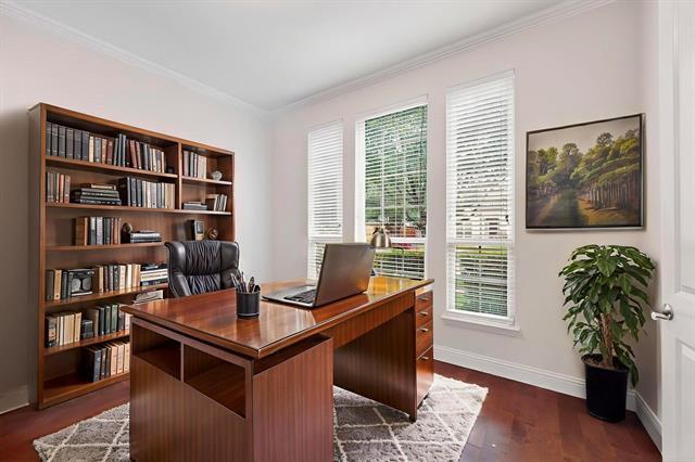 Building Photo - 16157 Meadow Spring Dr