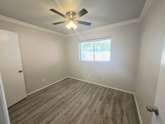 Building Photo - Garland 3 Bedroom, 2 Bath, 1 Car Garage Property That Has Been Completely Remodeled